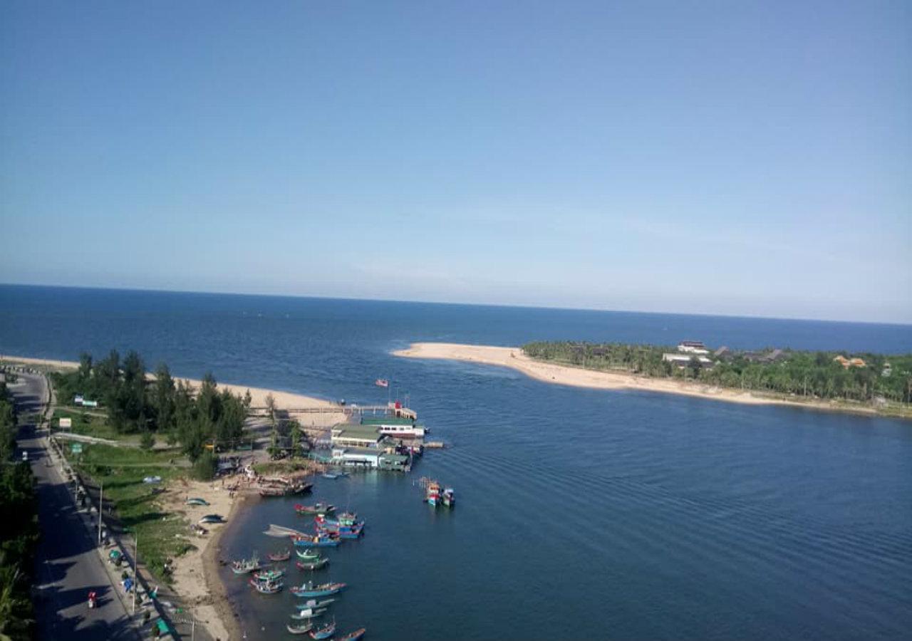 Anh Linh 2 Hotel Ðồng Hới Buitenkant foto